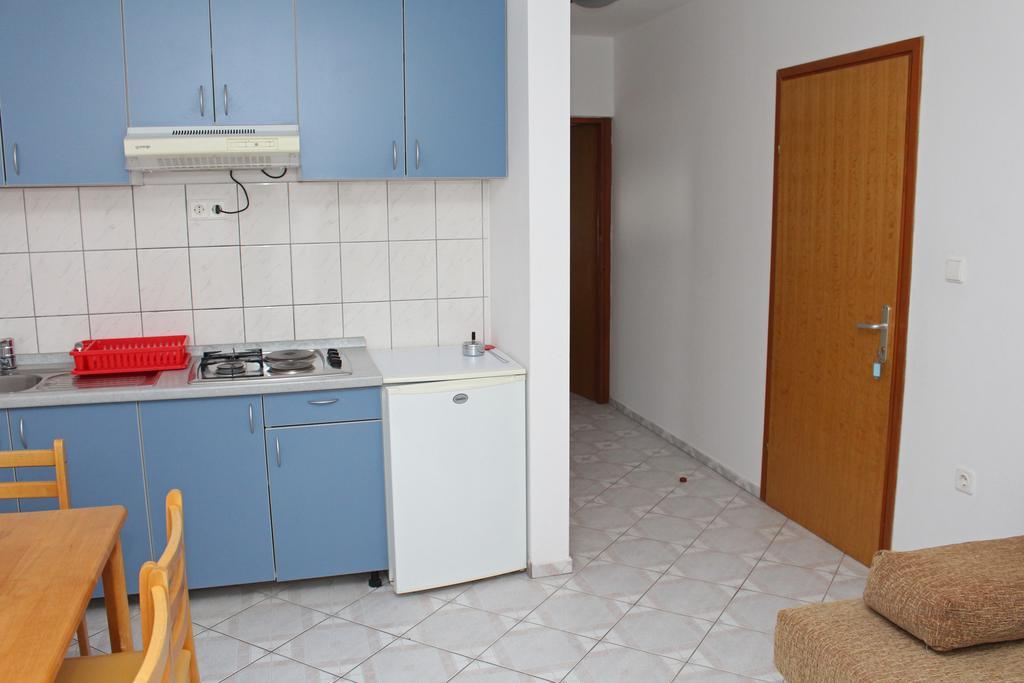 Apartments Beba Vir Room photo