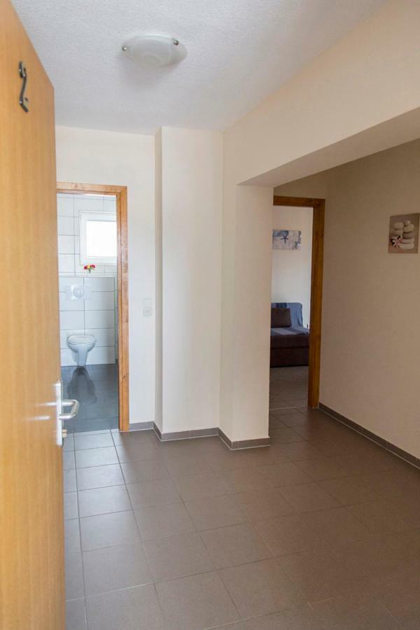Apartments Beba Vir Exterior photo