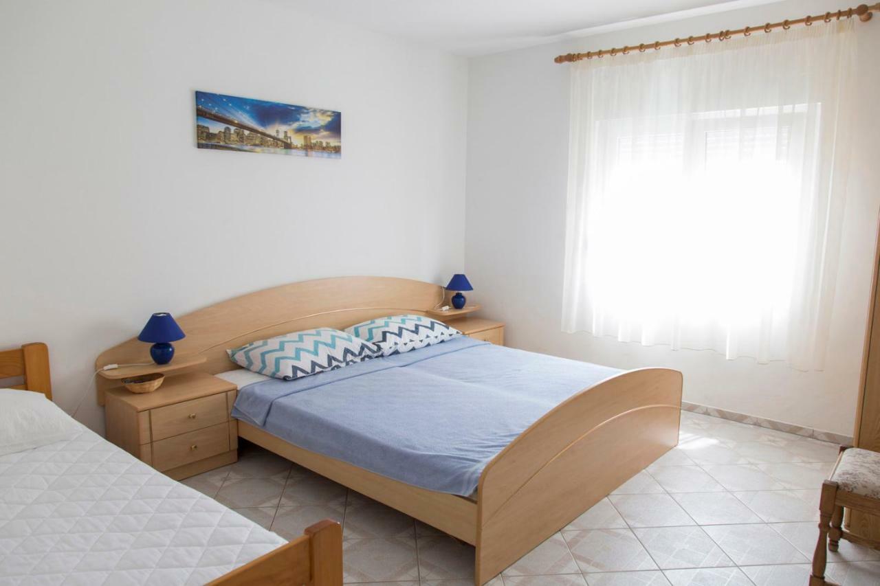 Apartments Beba Vir Exterior photo